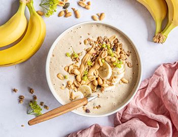 Banana and peanut smoothie bowl