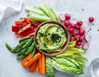 Hummus in blender